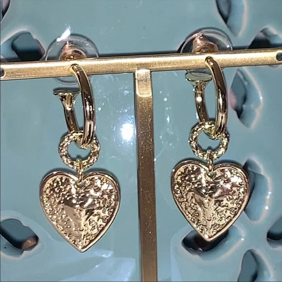 Angelica Heart Hoop Small Cecilia Gold Earrings - Picture 5 of 10